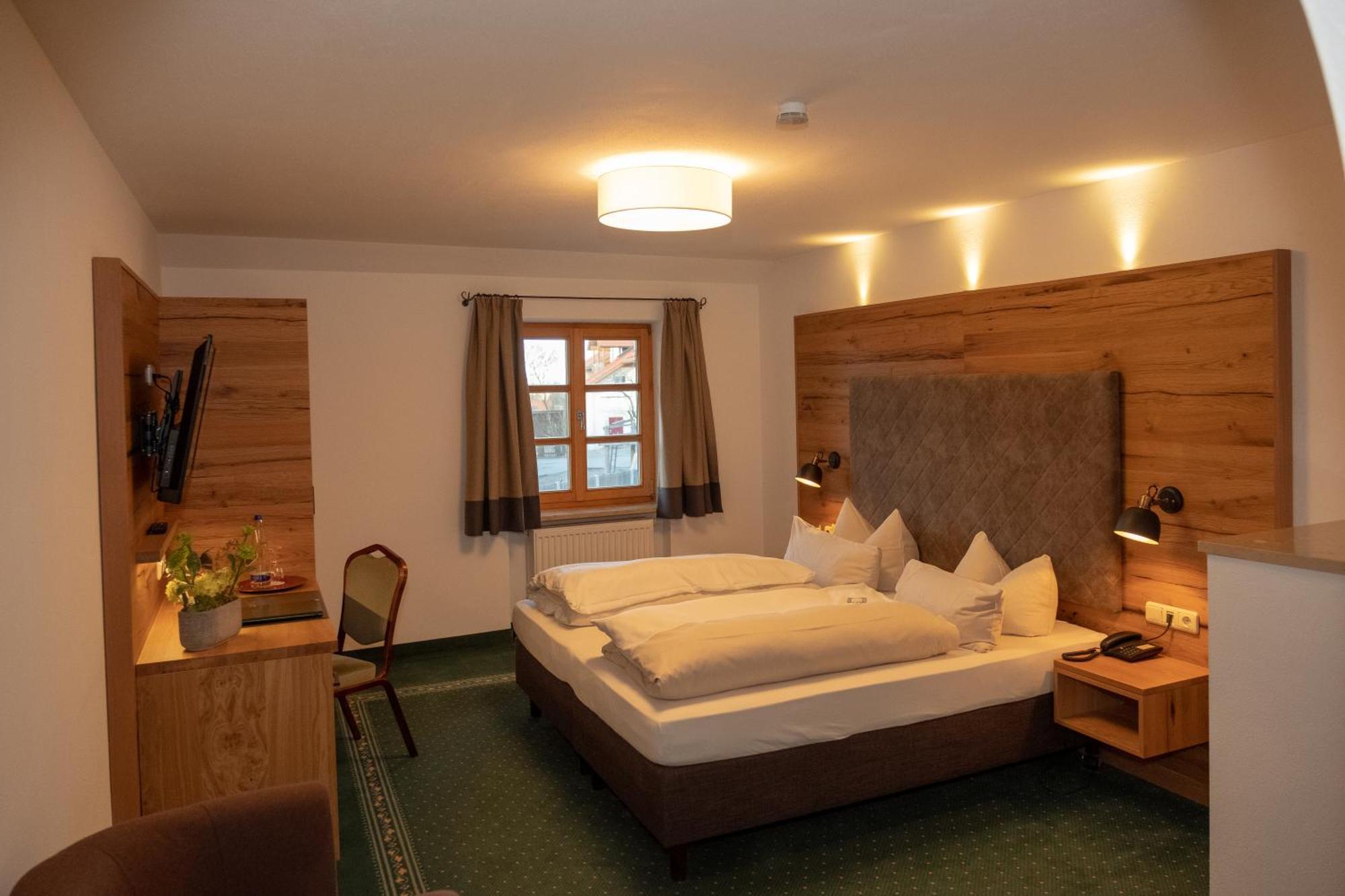 Der Obere Wirt Zum Queri Hotell Andechs Eksteriør bilde